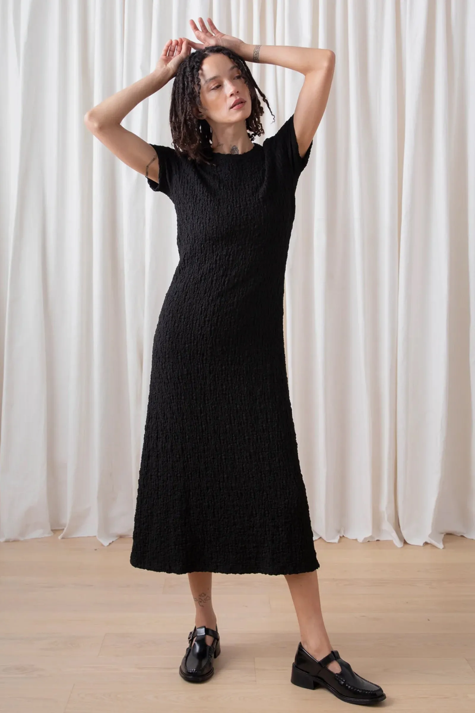 Ali Golden Textured T-Shirt Dress in Black