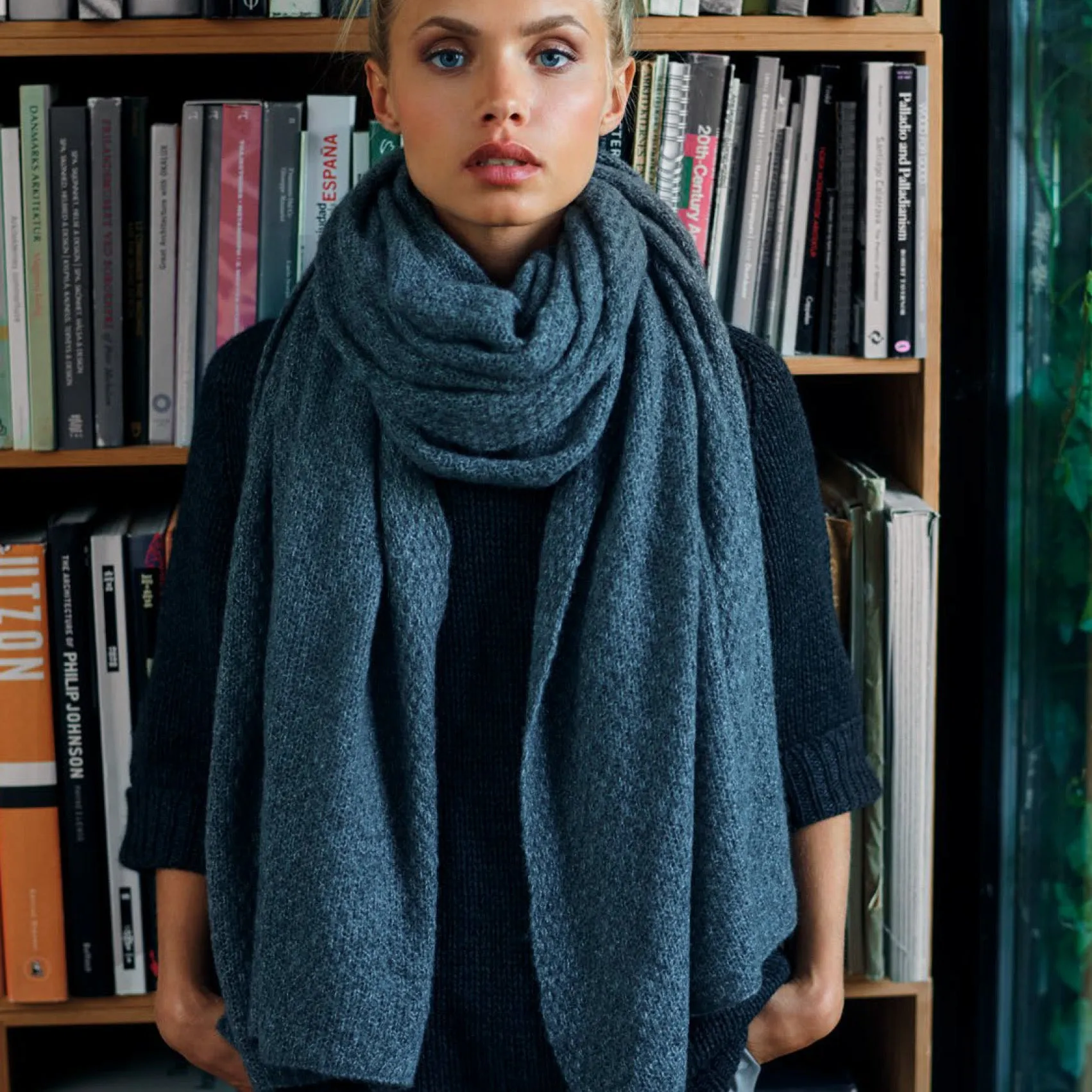 Anna Scarf