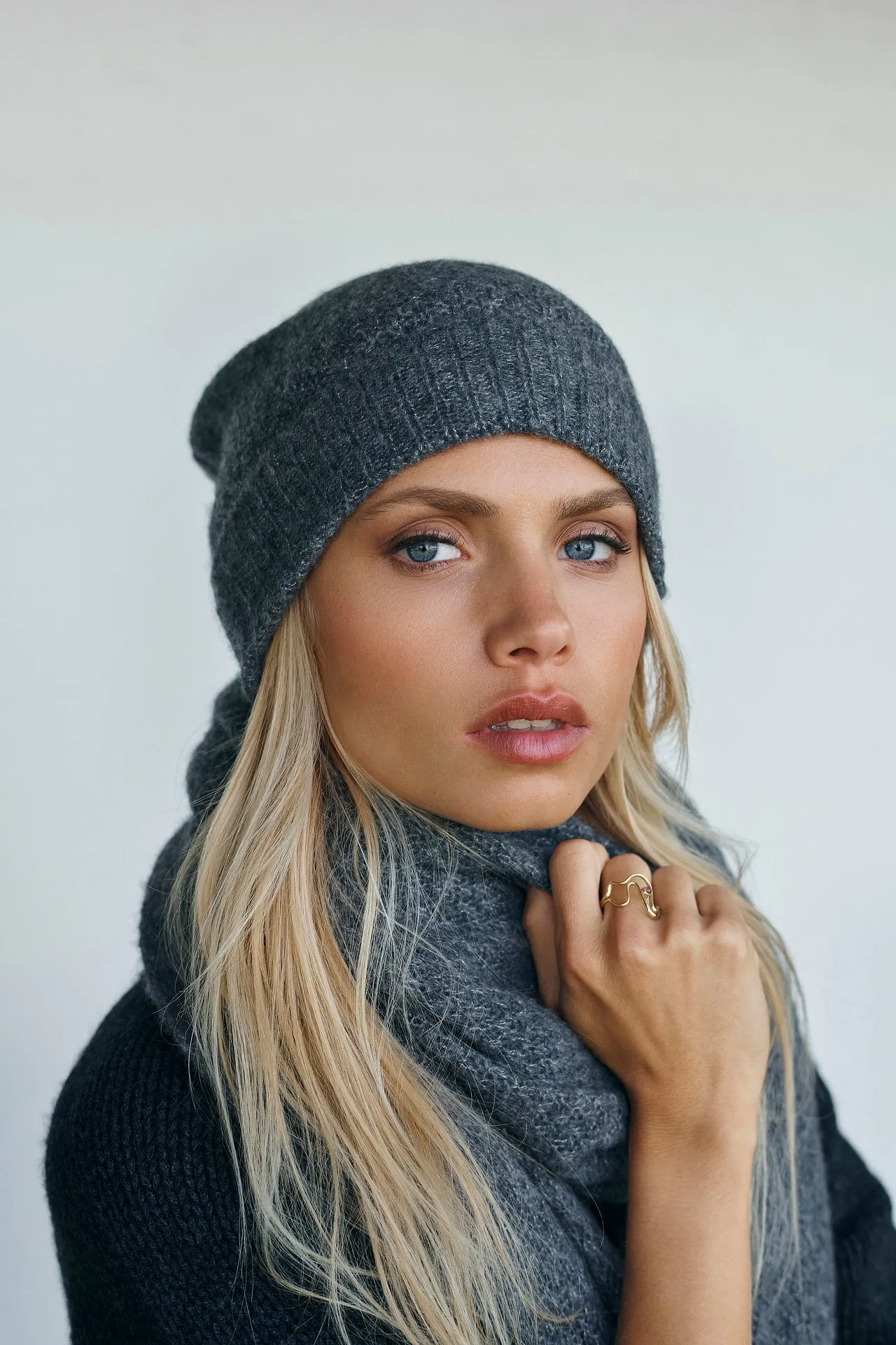 Anna Scarf