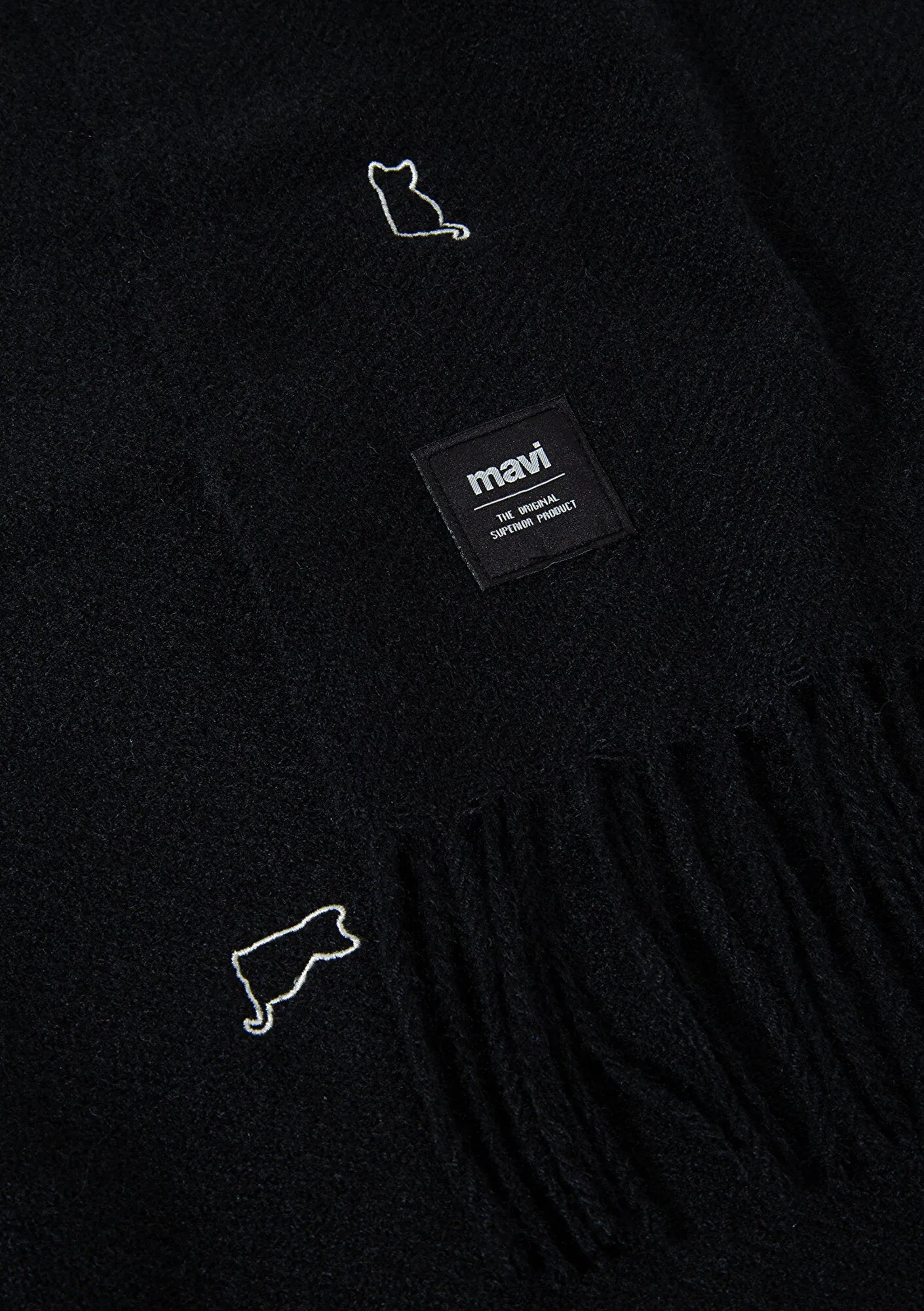 Black Scarf