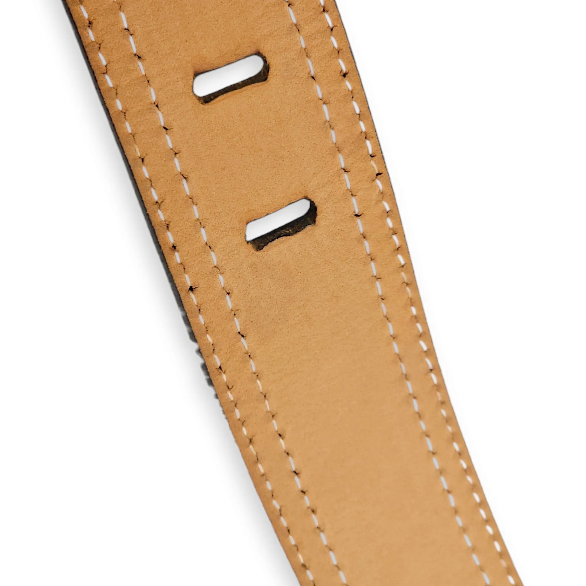 Buckle B Belt 70cm Black Belt in Patent Leather, Gold hardware