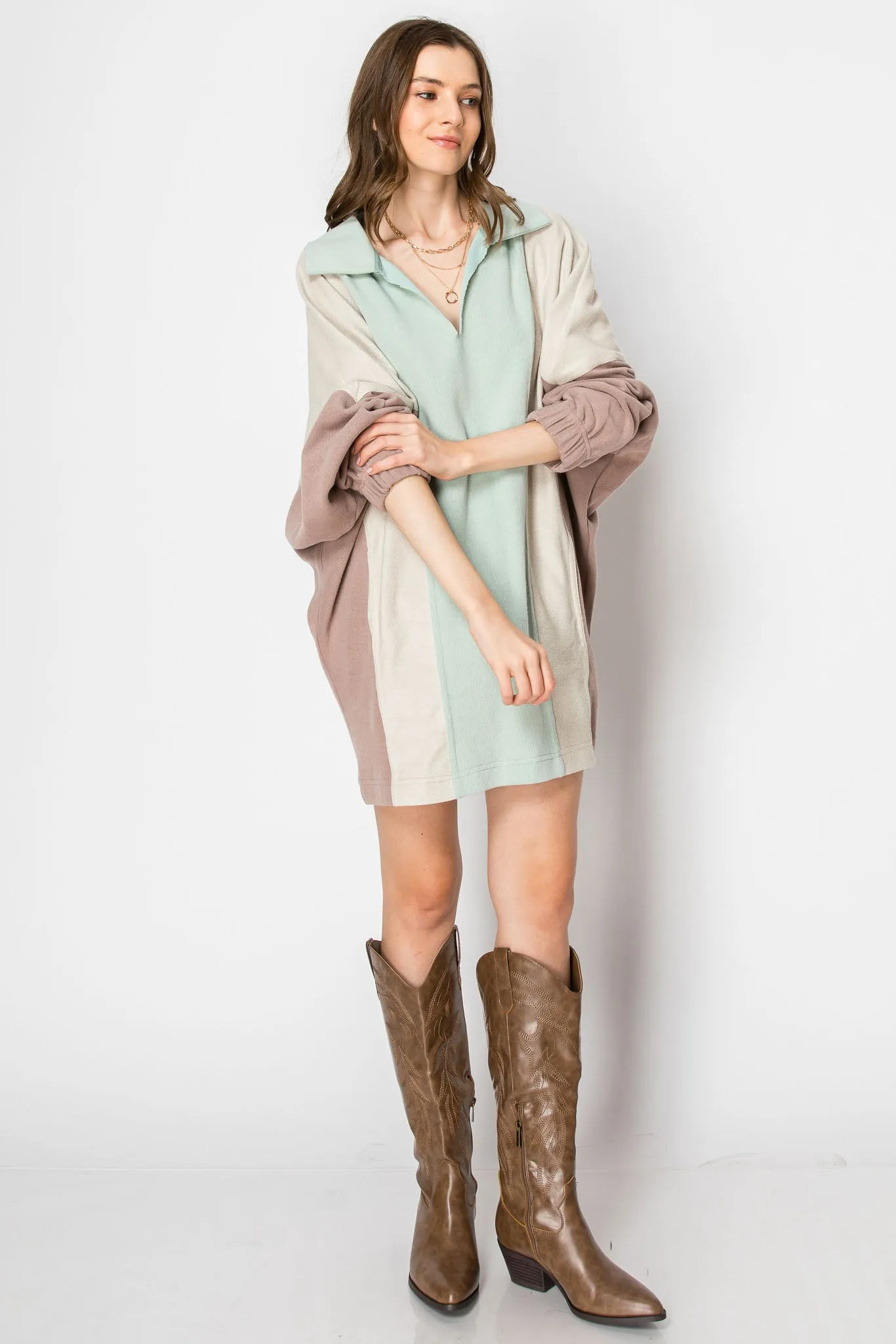 COLOR BLOCK LONG SLEEVE COLLARED MINI DRESS WITH POCKETS