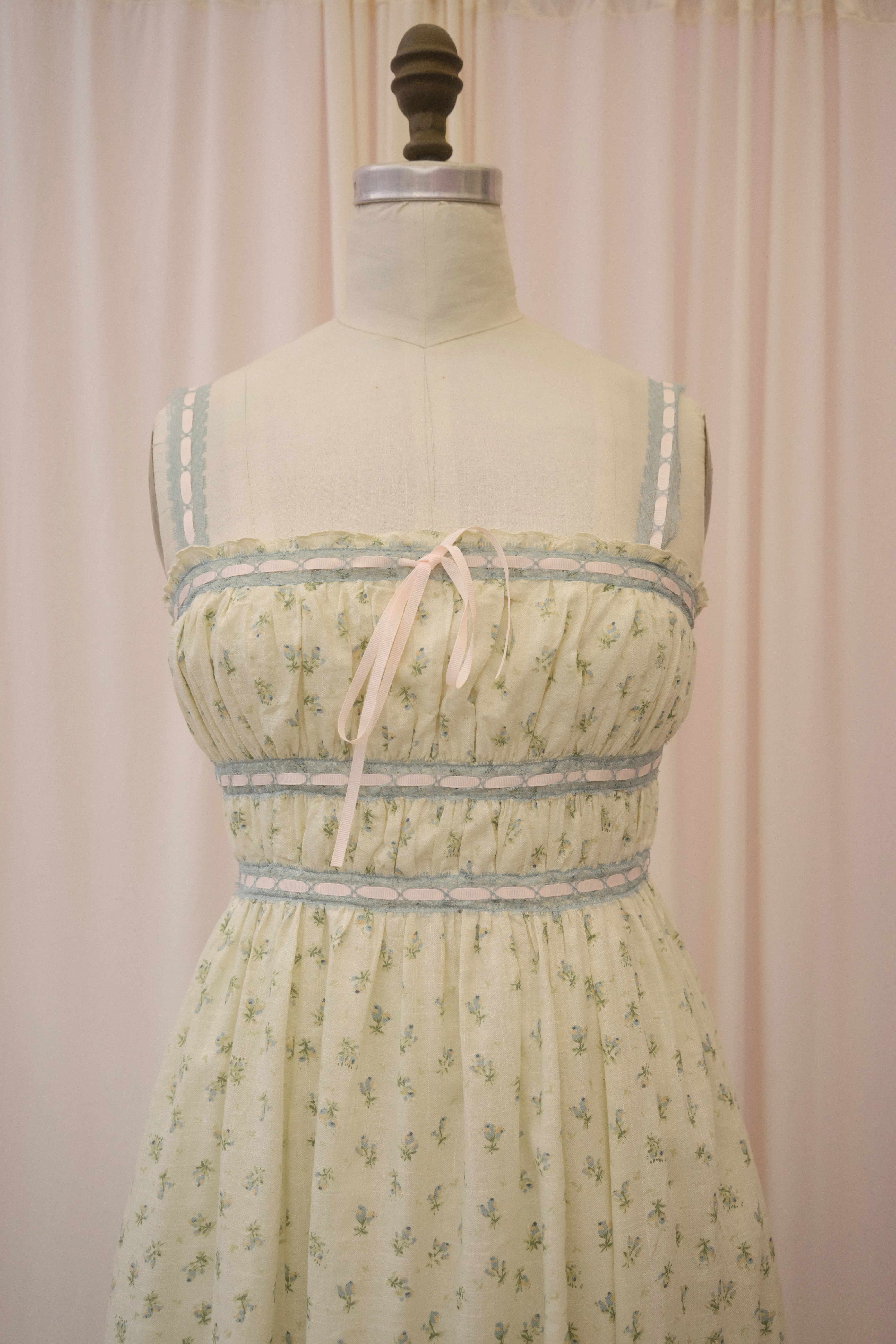 Cressida Dress in Meadow Floral