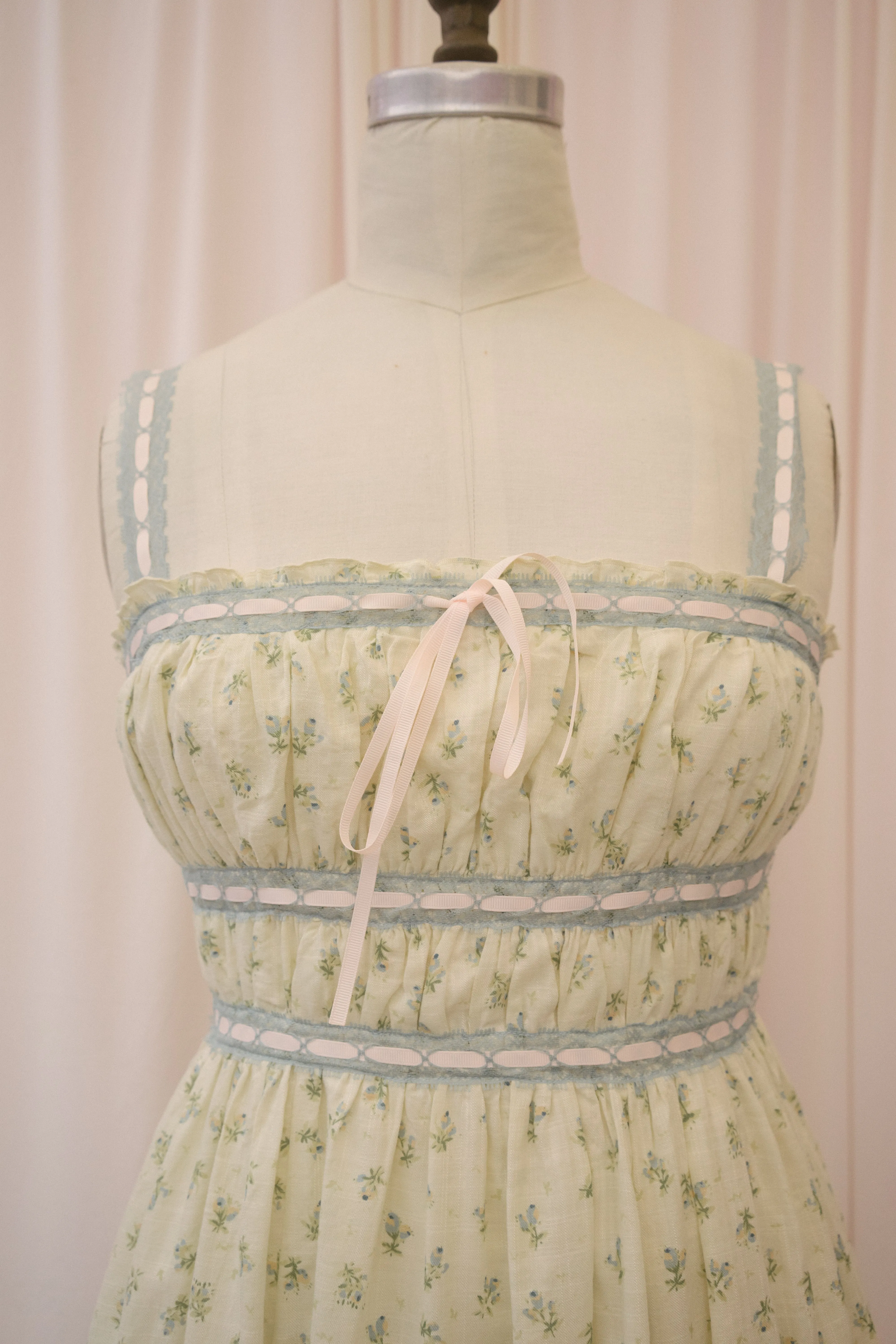 Cressida Dress in Meadow Floral