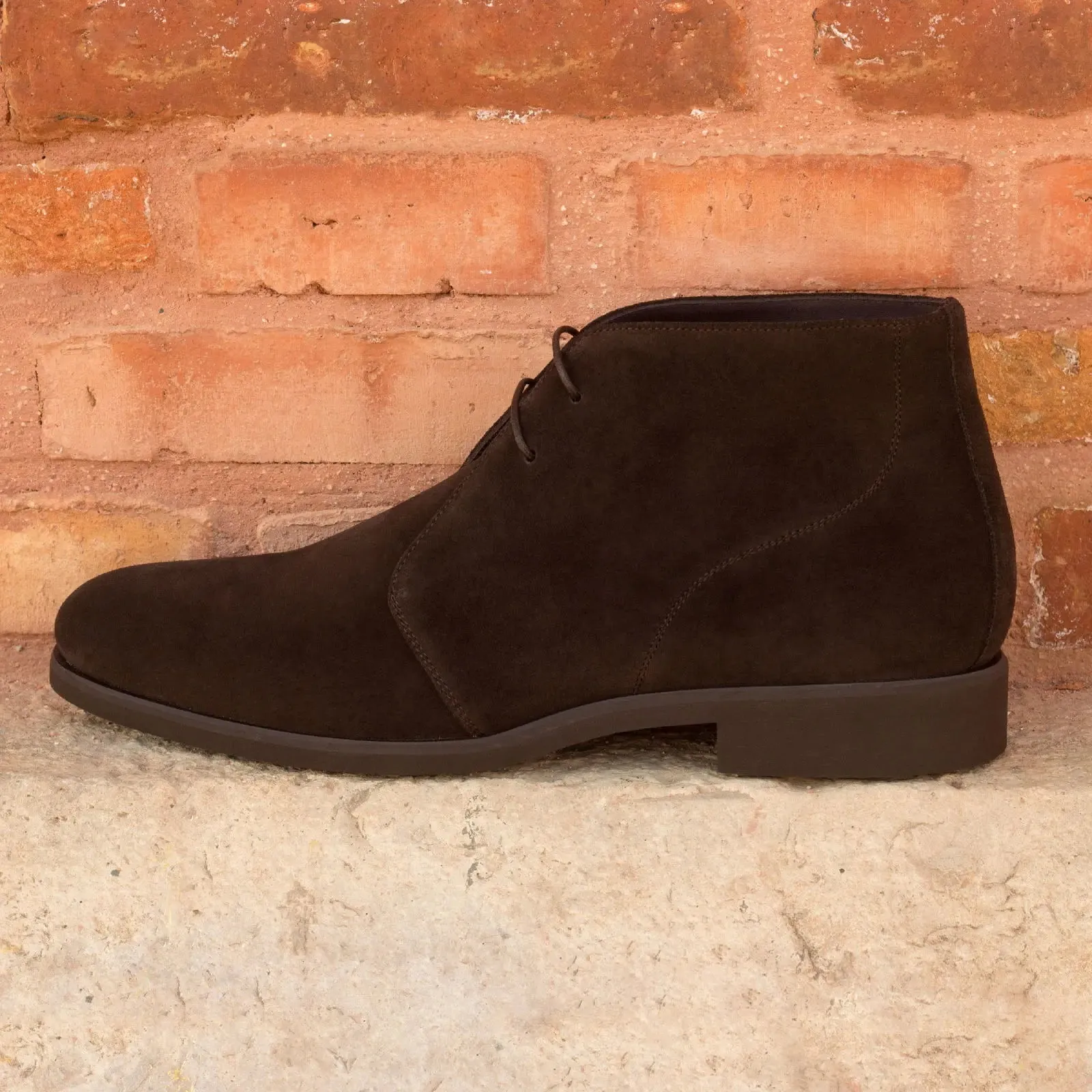 DapperFam Vivace in Dark Brown Men's Lux Suede Chukka