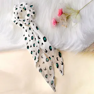 Ferosh White Printed Scarf Scrunchie