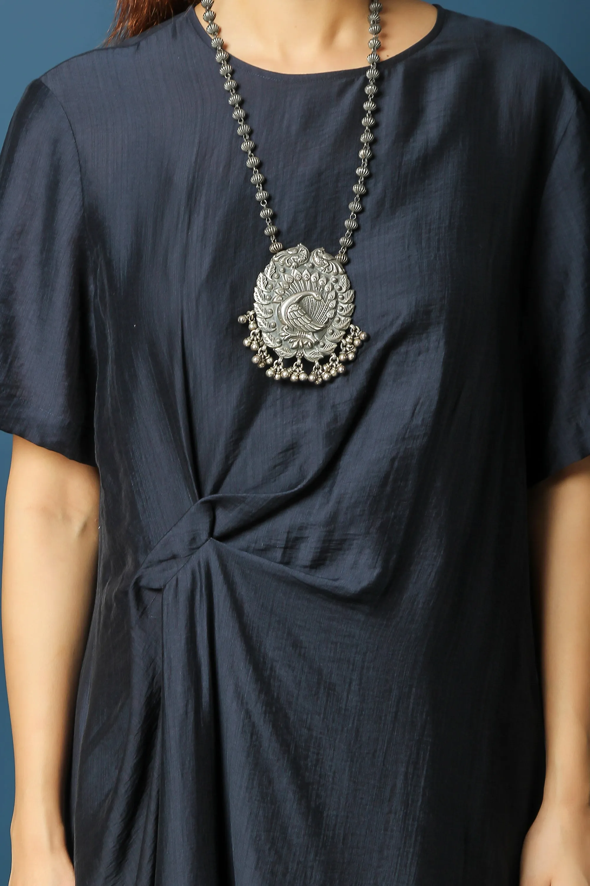 FRONT KNOT DRAPE DRESS