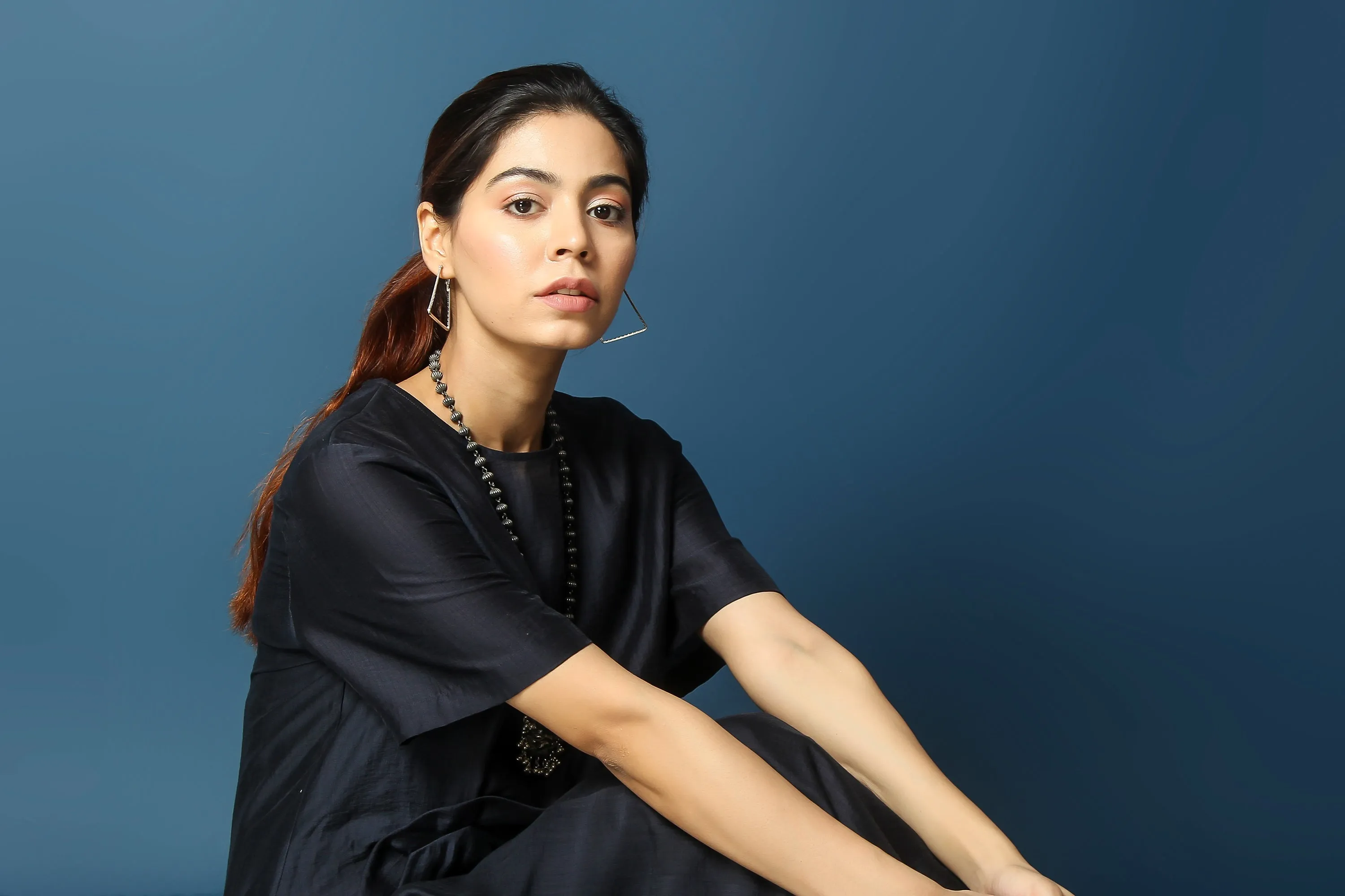 FRONT KNOT DRAPE DRESS