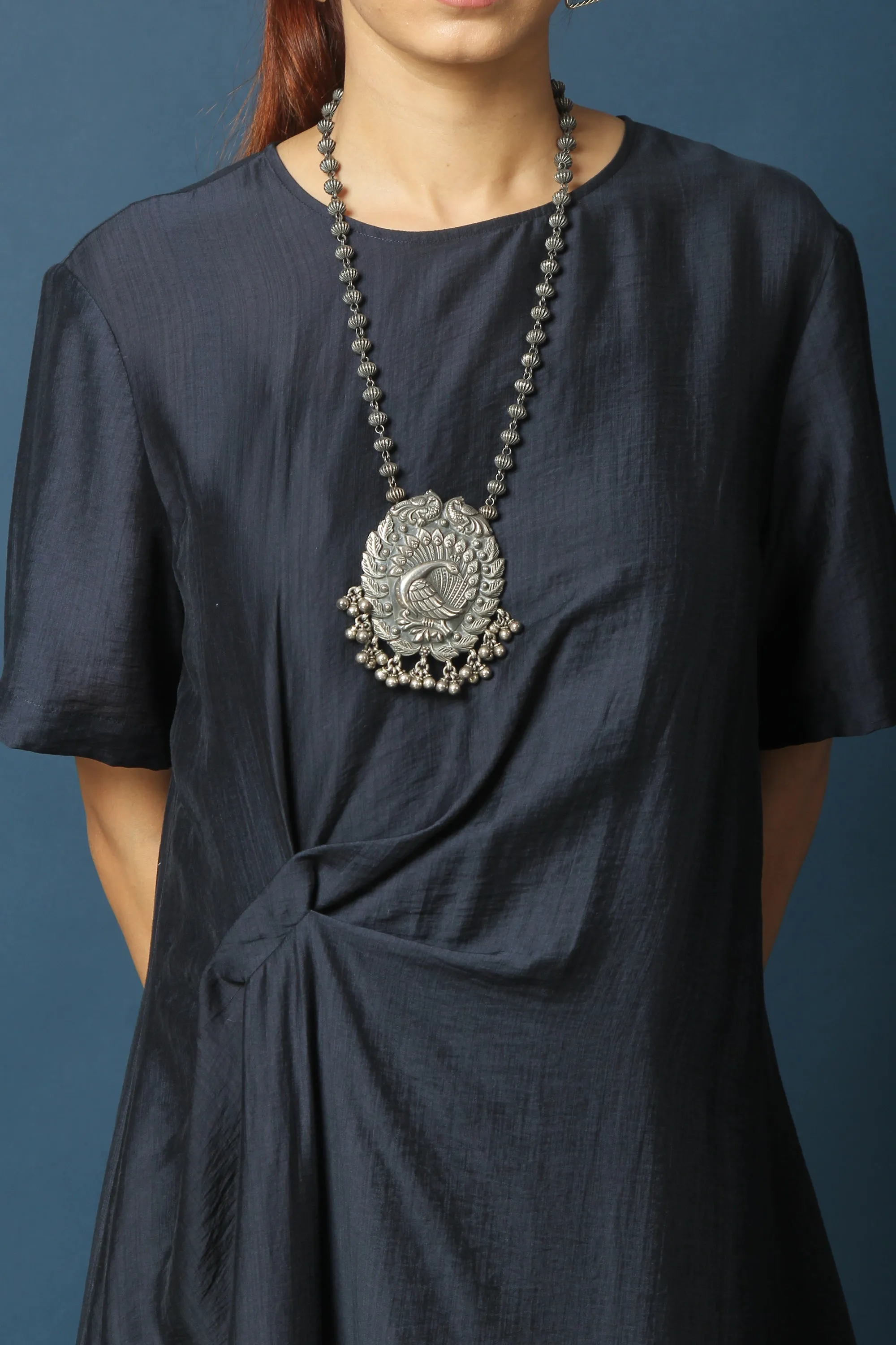FRONT KNOT DRAPE DRESS