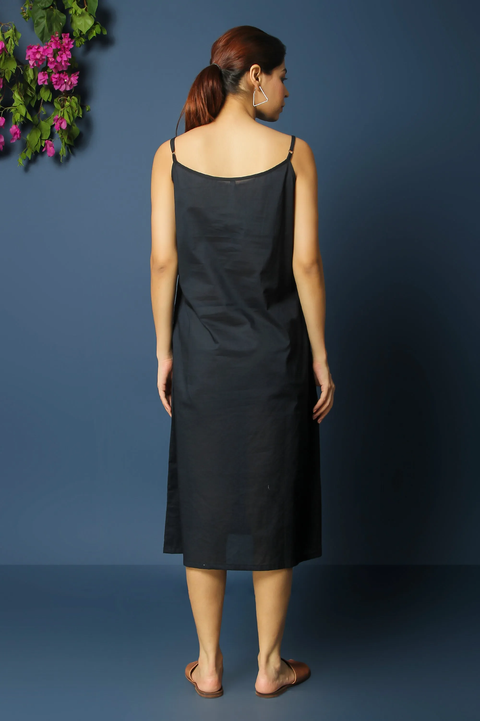 FRONT KNOT DRAPE DRESS