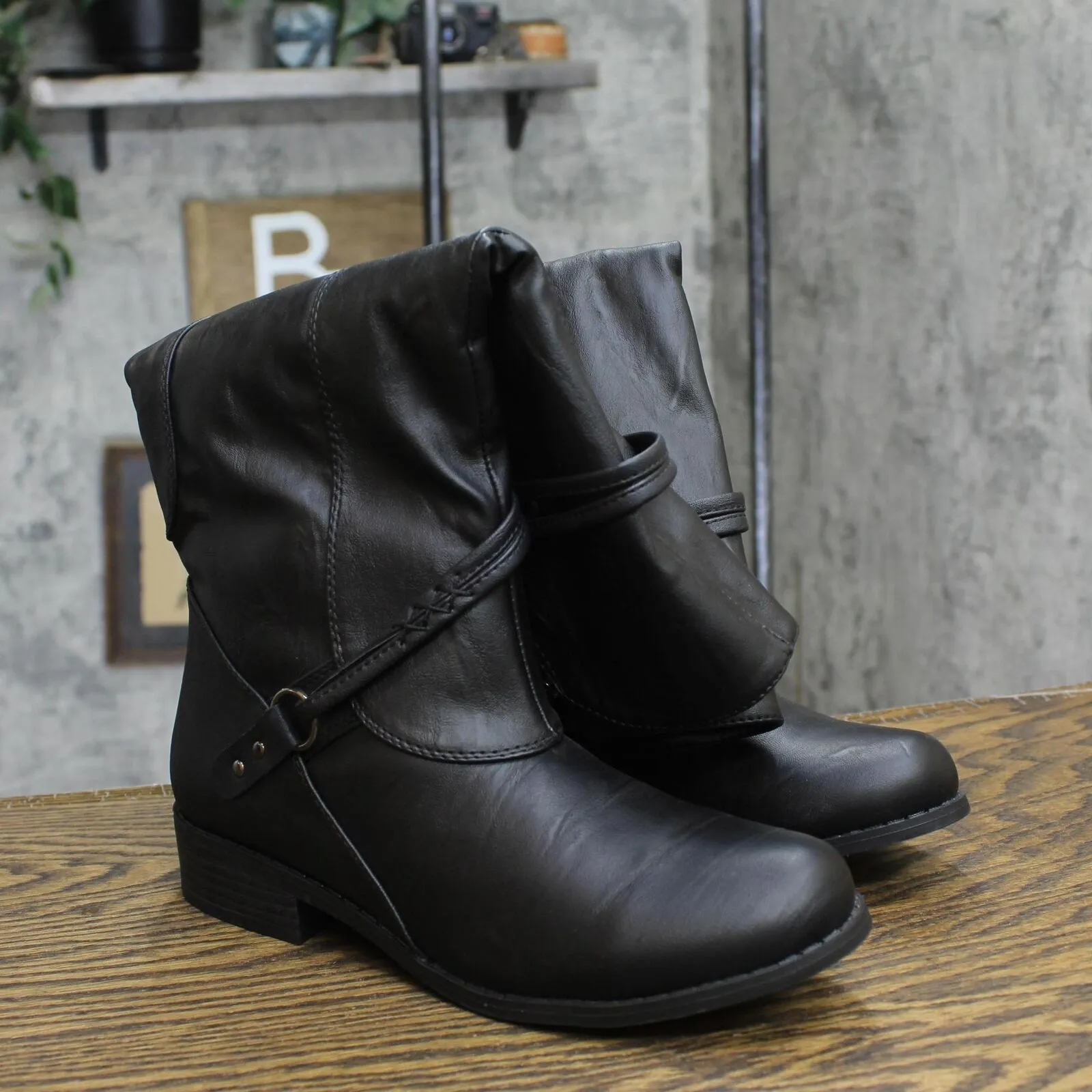 Journee Collection Womens Faux Leather Dress Boots Block Heel Black 8M