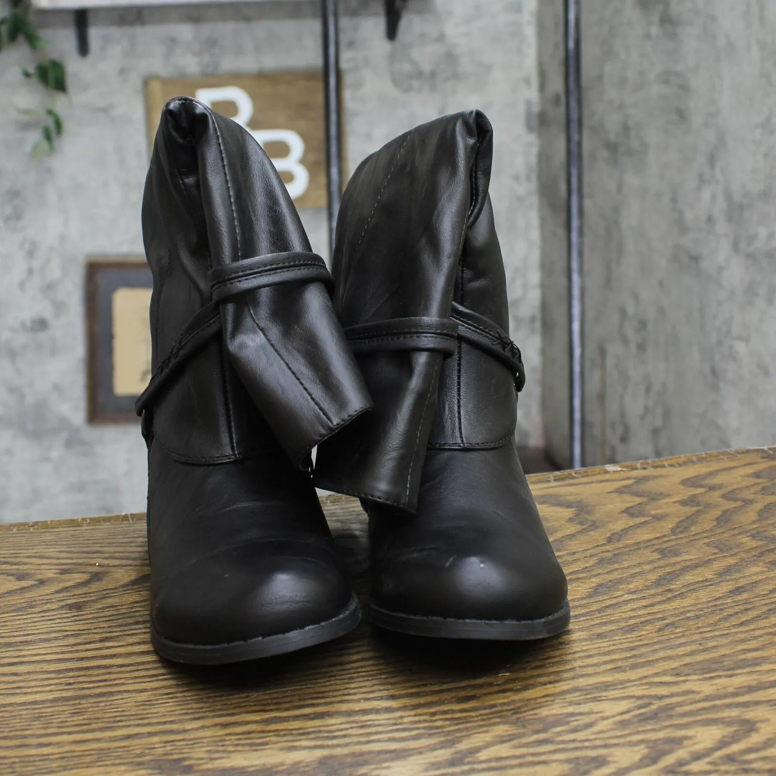 Journee Collection Womens Faux Leather Dress Boots Block Heel Black 8M