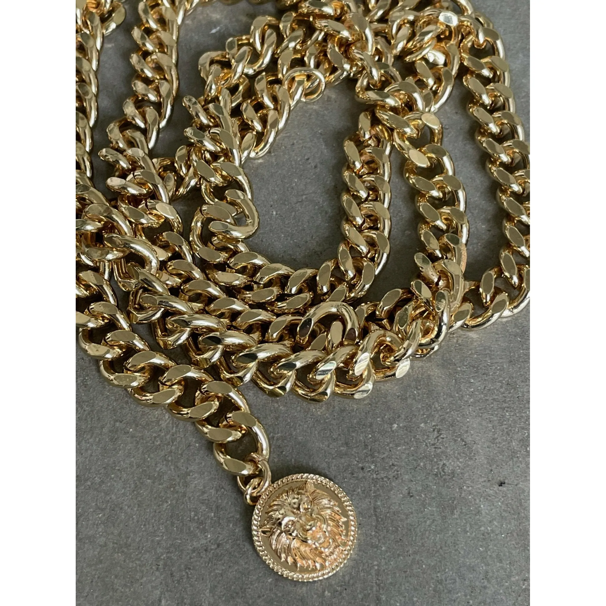 LION CHAIN BELT
