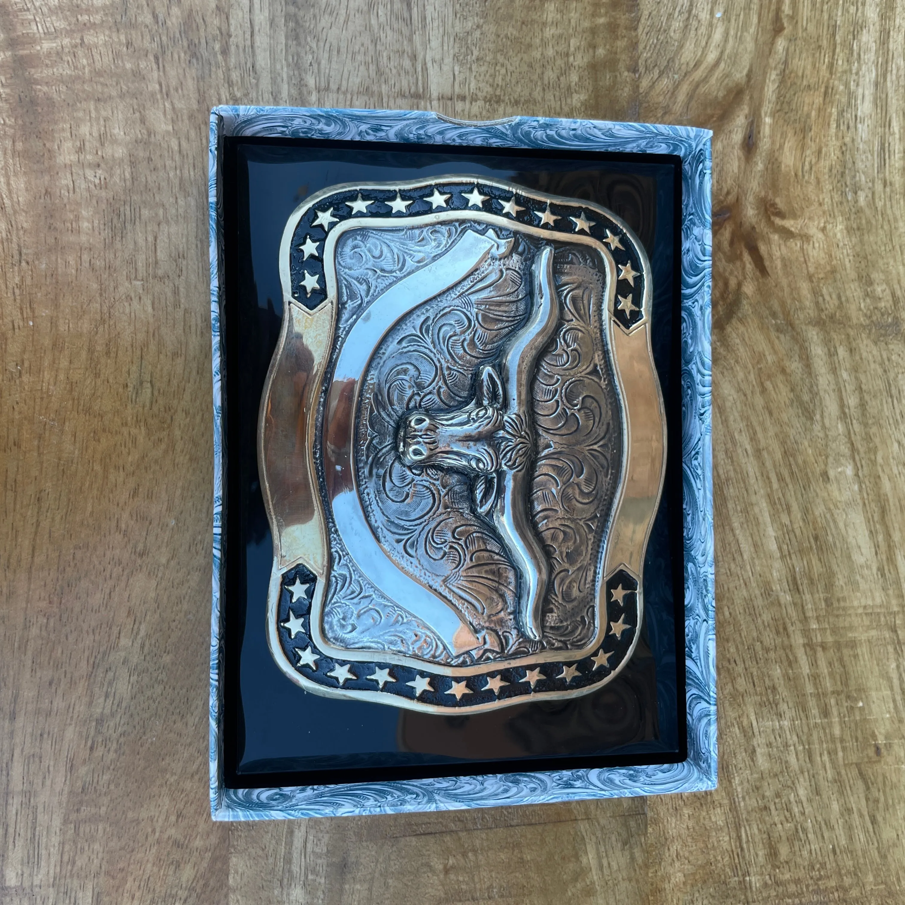 Men’s Crumbine Bull Buckle