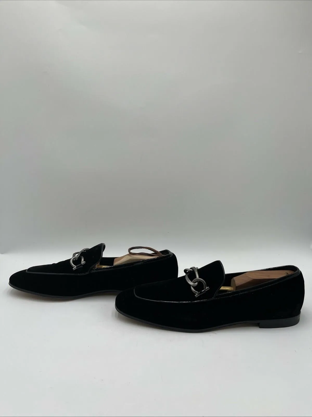 Men’s Salvatore Ferragamo Seral Velvet Bit Loafers Black Size 9D - Very Good