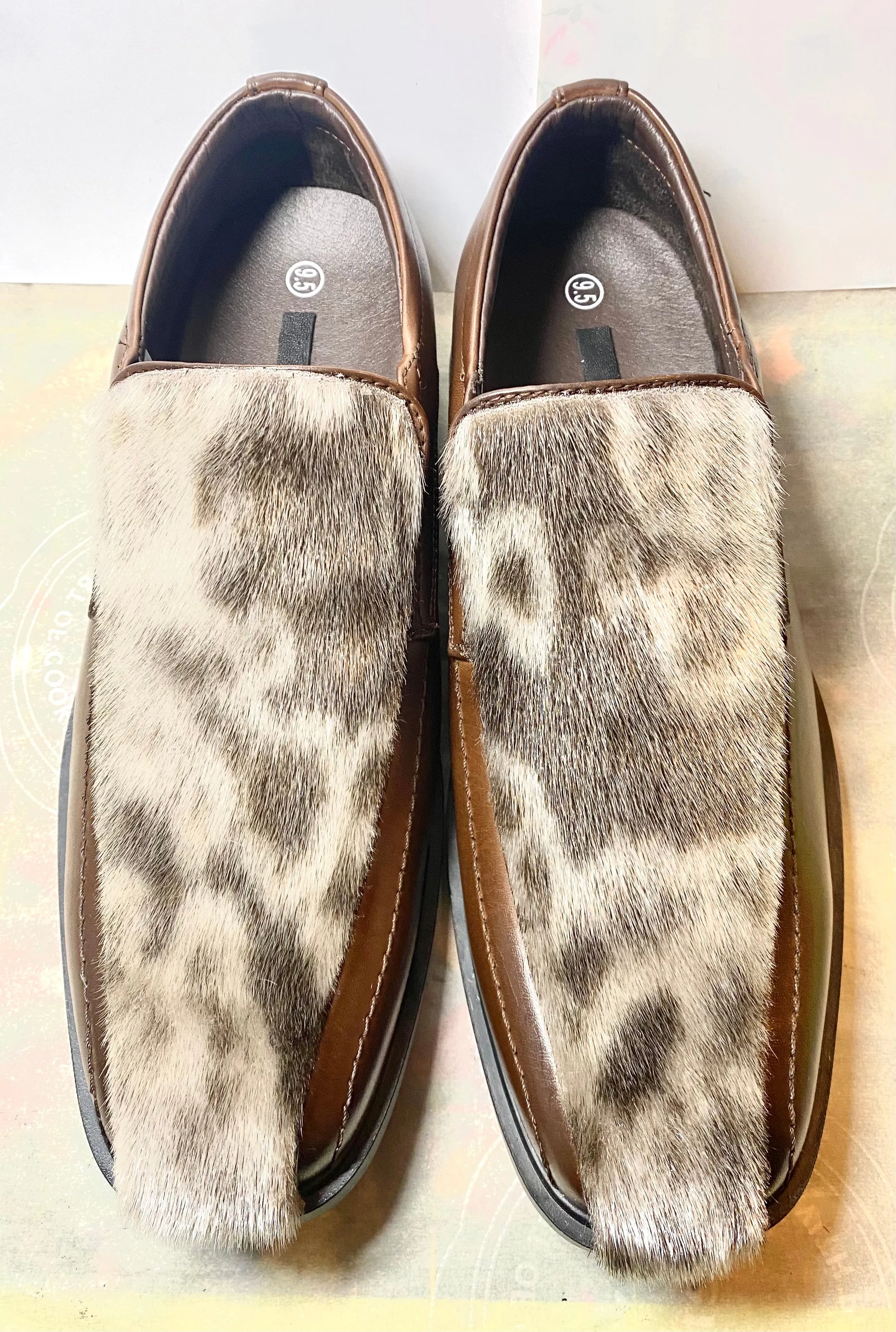 Men’s Size 9.5 in Natural Ring Seal (and dark brown leather)