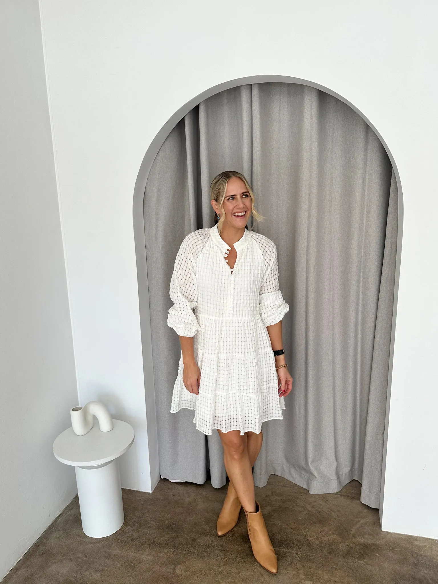 Mila Dress -White