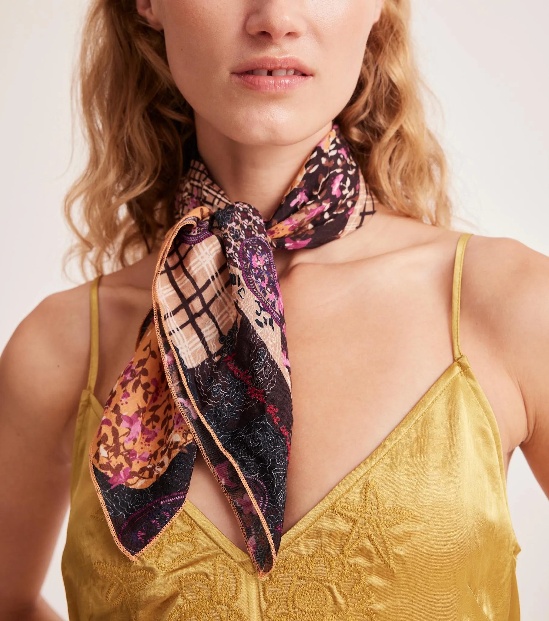 Montana Scarf