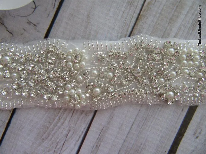 Rhinestone & Pearl Beaded Belt Style: Melbourne