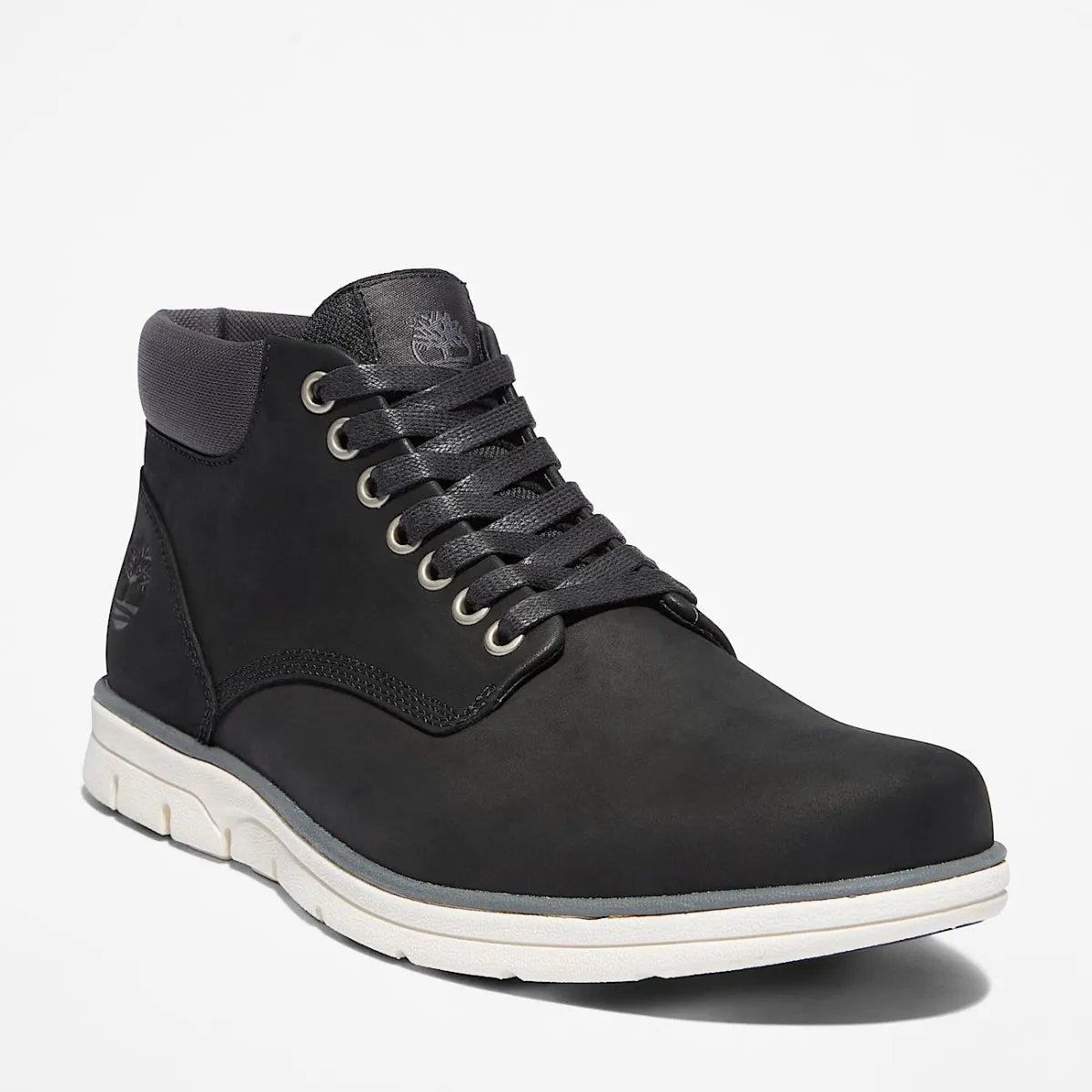 Timberland Bradstreet Chukka Men's Boots | Black (Model TB 0A146Q001)