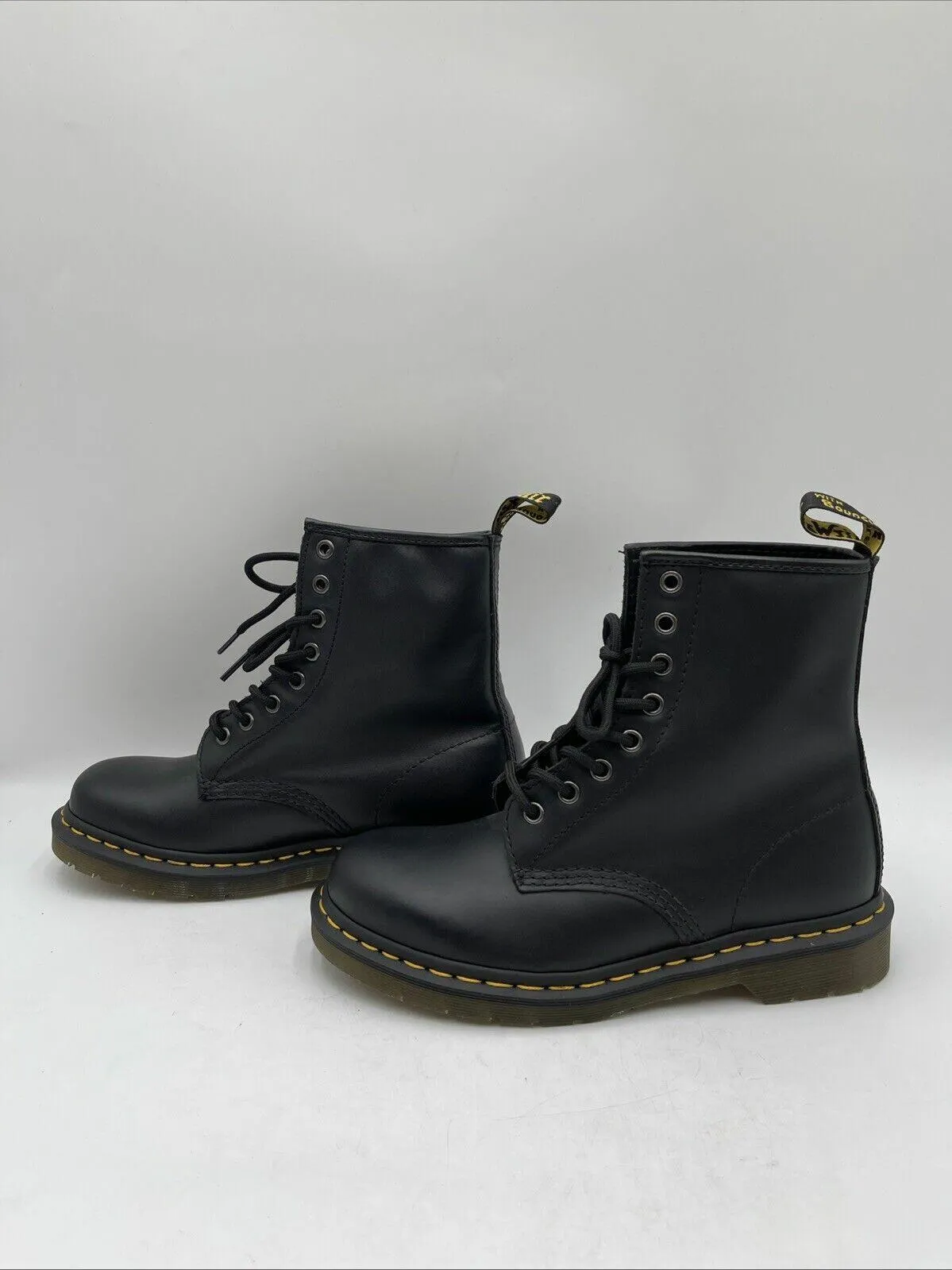 Unisex Dr Martens 11822 Boots Leather Black Size 6M/7W - Very Good