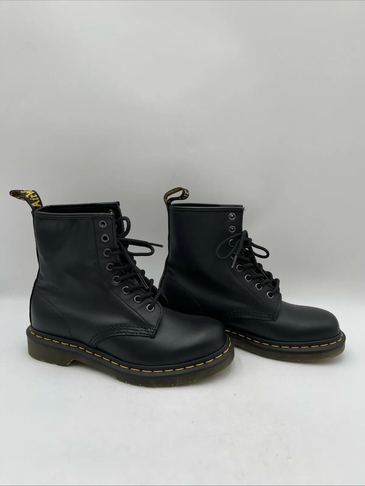 Unisex Dr Martens 11822 Boots Leather Black Size 6M/7W - Very Good