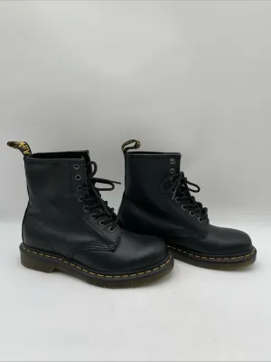 Unisex Dr Martens 11822 Boots Leather Black Size 6M/7W - Very Good
