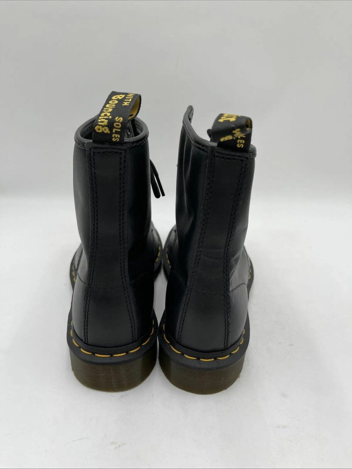 Unisex Dr Martens 11822 Boots Leather Black Size 6M/7W - Very Good
