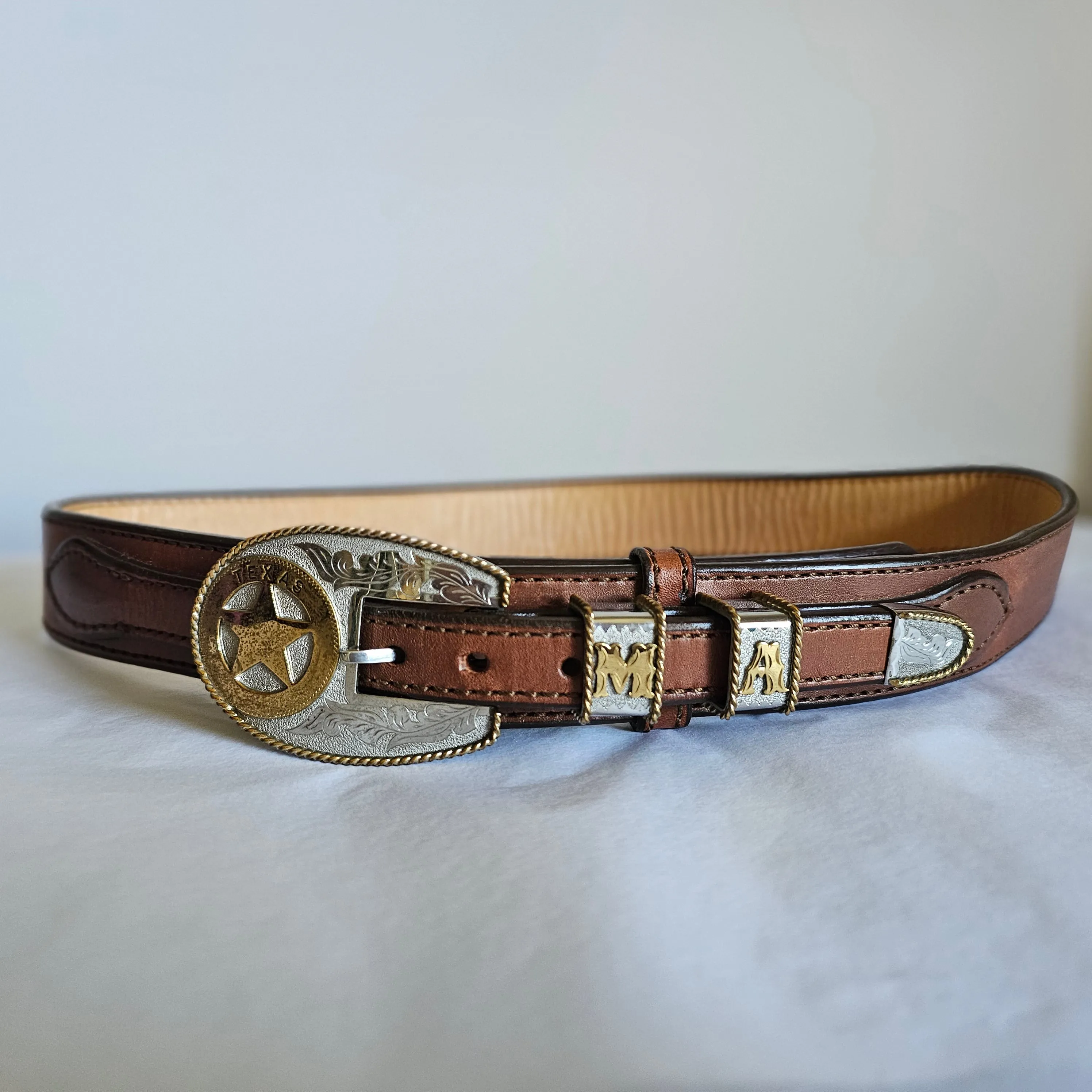 Vintage R.P. Megar Texas Western Belt – Leather Silver & Gold Details (Size 34)