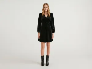 Women Solid V-Neck Dress
