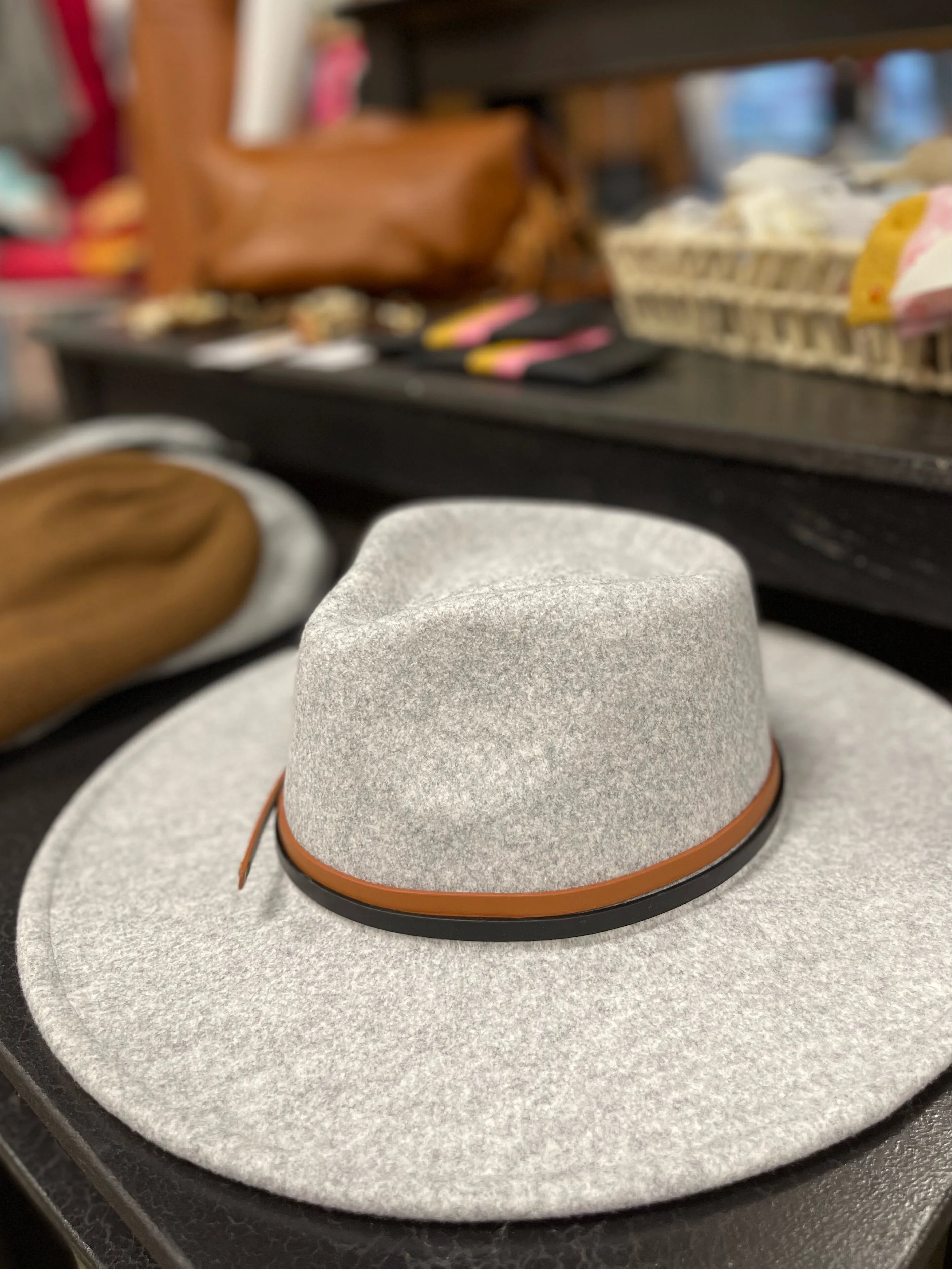 Wool Blend Wide Brim Hat (Grey}