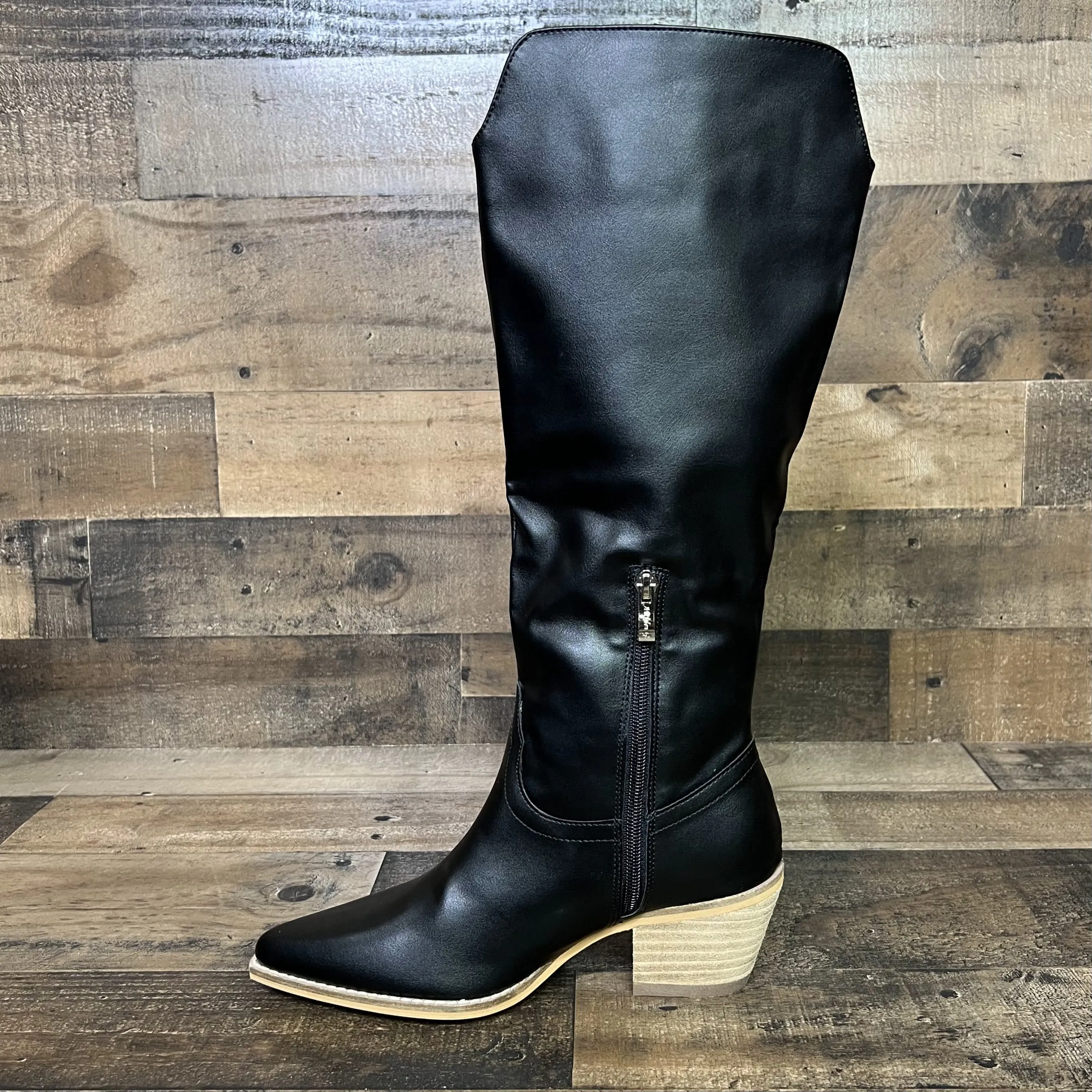 Yin and Yang Boot Black