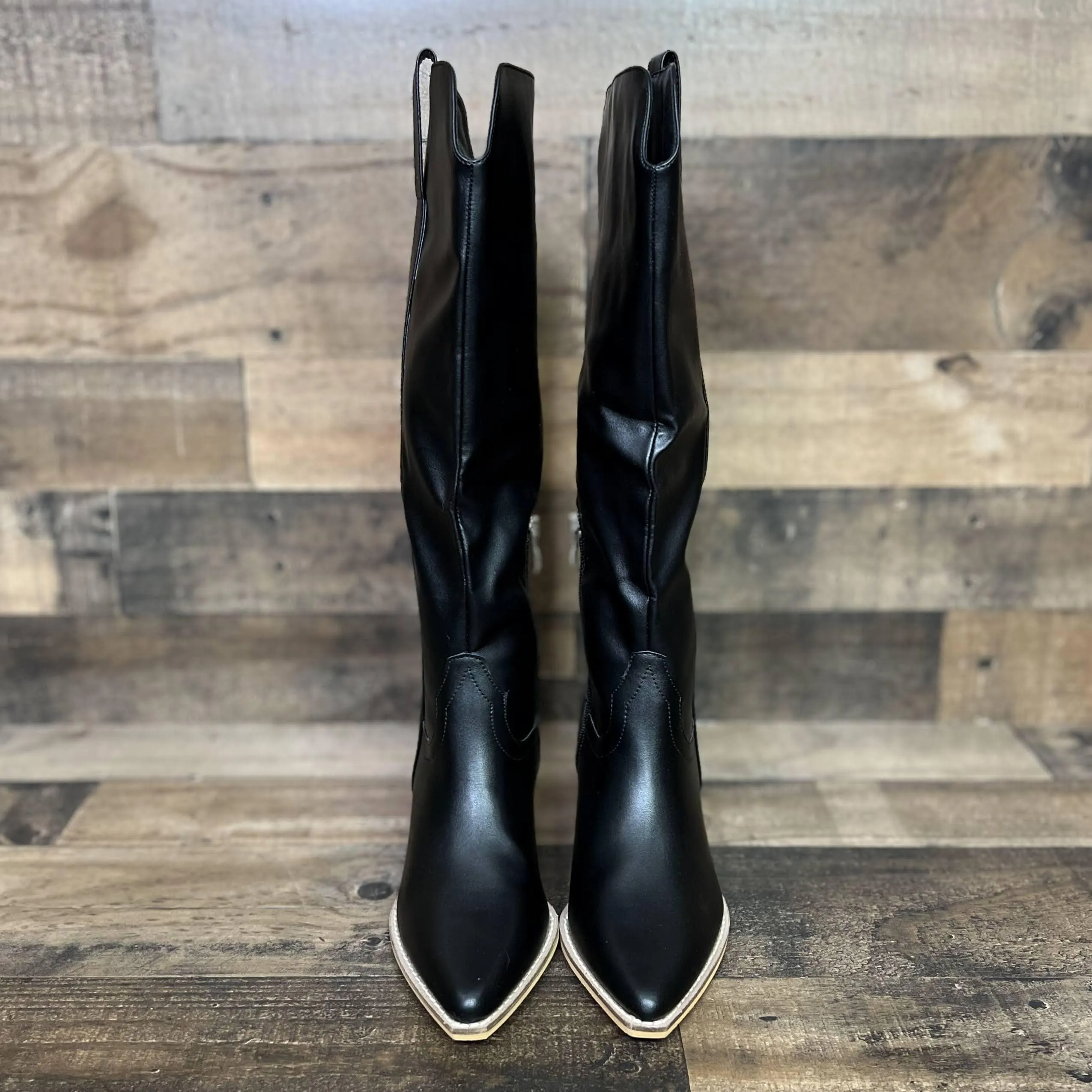 Yin and Yang Boot Black